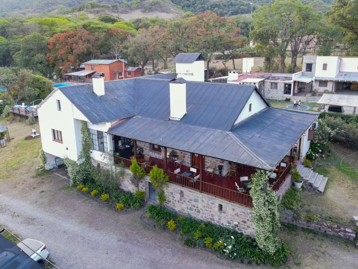 Hostal El Cerrito San Lorenzo San Lorenzo  Exteriör bild