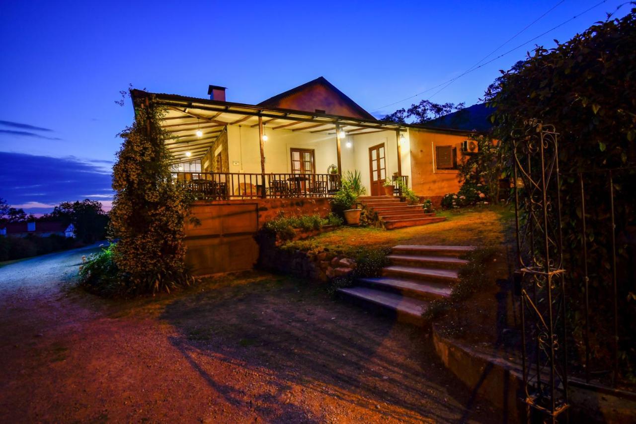 Hostal El Cerrito San Lorenzo Exteriör bild