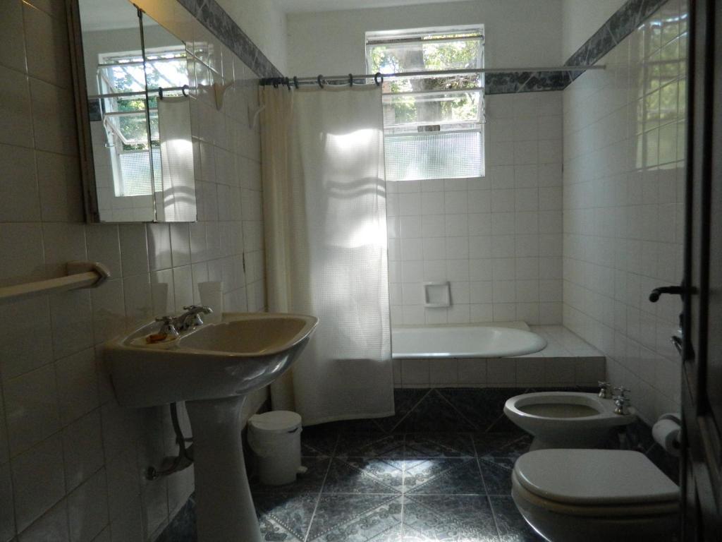 Hostal El Cerrito San Lorenzo San Lorenzo  Exteriör bild