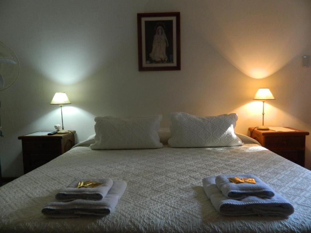 Hostal El Cerrito San Lorenzo San Lorenzo  Exteriör bild
