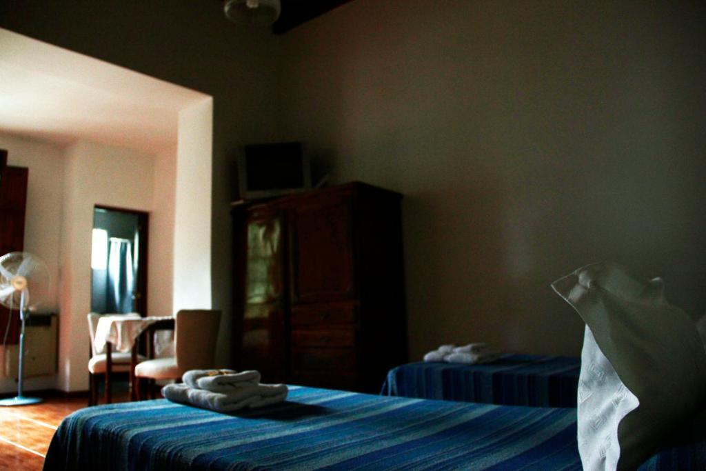 Hostal El Cerrito San Lorenzo San Lorenzo  Exteriör bild
