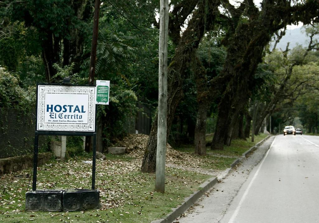 Hostal El Cerrito San Lorenzo San Lorenzo  Exteriör bild