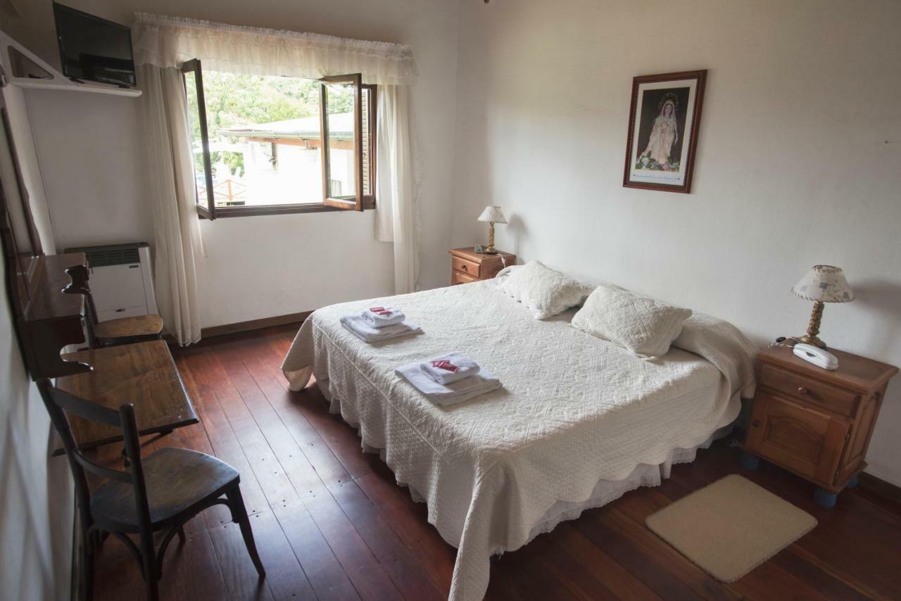 Hostal El Cerrito San Lorenzo San Lorenzo  Exteriör bild