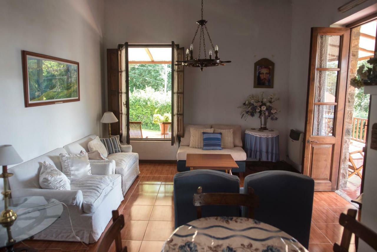 Hostal El Cerrito San Lorenzo San Lorenzo  Exteriör bild
