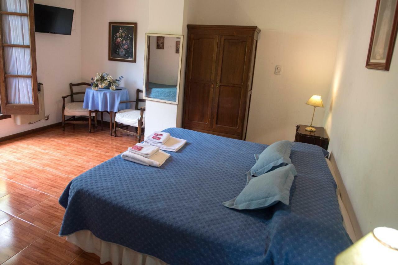 Hostal El Cerrito San Lorenzo San Lorenzo  Exteriör bild